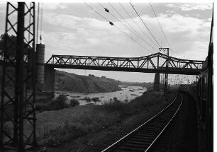 Mülheim: Bahnstrecke an der Ruhr bei Mülheim