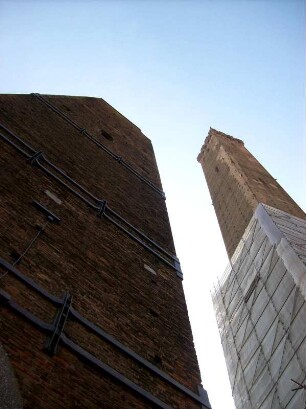 Bologna: Torre Garisenda und Torre Asinelli
