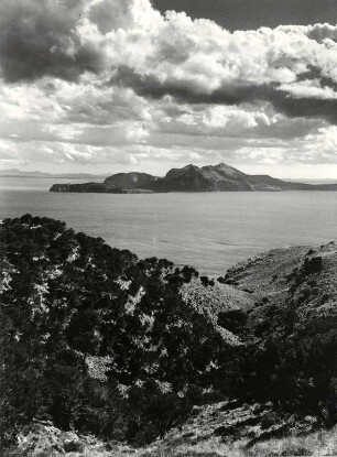 Blick vom Cabo Formendor über die Bucht von Pollensa auf das Cabo Pinar, Mallorca