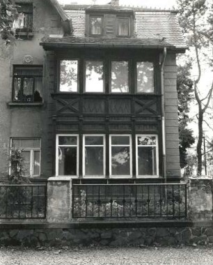 Wurzen, Dr.-Rudolf-Friedrichs-Straße 16/18. Doppelwohnhaus (um 1900). Teilansicht Nummer 18