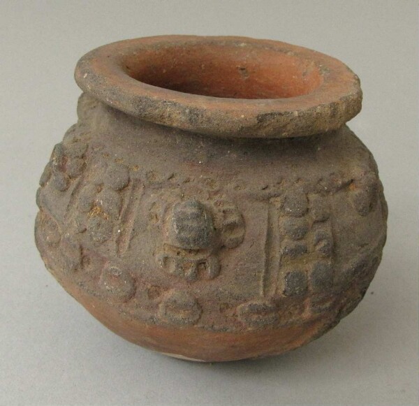 Clay vessel