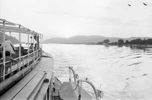 Visegrád: Abendstimmung über der Donau bei Visegrád