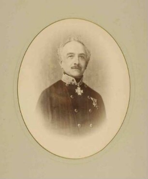 Otto Paul von Seeger in Uniform mit Orden, Oberst und Regimentskommandeur von 1854-1865, zuletzt Generalmajor, Brustbild