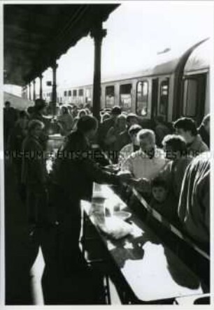 Ankunft von DDR-Flüchtlingen aus Prag