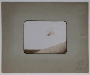 Fotografie Flug Otto Lilienthals am Fliegeberg