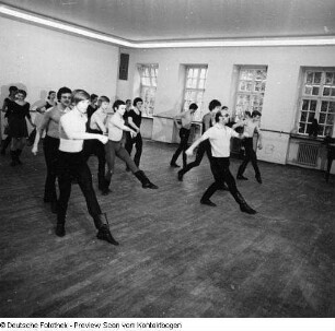 Palucca Schule Dresden, Tanzprobe "Russische Folklore" unter Leitung von V. Borisow