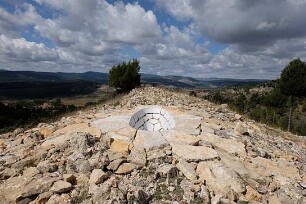 Leaning into the Wind - Andy Goldsworthy