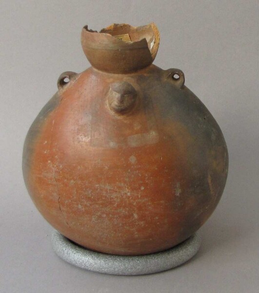 Clay vessel