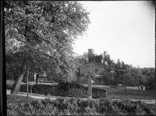 Obergrombach Ansicht von Norden im Hindergrund die Burg