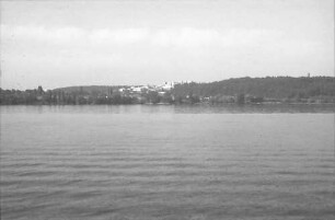 Mainau, Insel Mainau: Weiter Seeblick, mit Universität Konstanz