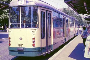 Augsburg: Straßenbahnhaltestelle Königsplatz