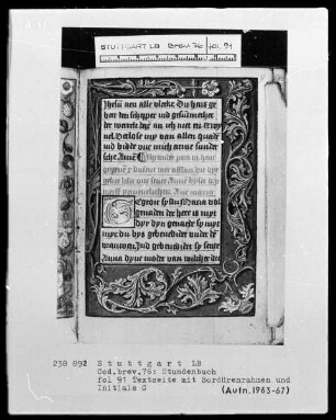 Niederdeutsches Stundenbuch (Lüning-Bergheim-Gebetbuch) — Textseite mit Bordürenrahmen und Initiale G, Folio 91recto