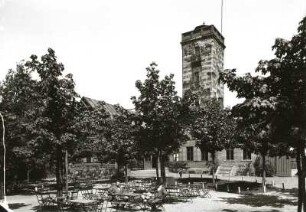 Wilthen. Berggaststätte und Turm (1885) auf dem Mönchswalder Berg