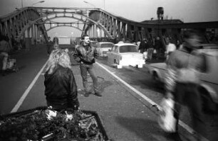 In Berlin-Wedding/Prenzlauer Berg : In Berlin-Wedding/Prenzlauer Berg, Bornholmer Brücke