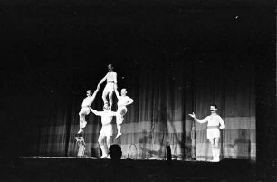 Scala: Talo Boys; Ikarierakt; als Akrobaten vor 50 Jahren