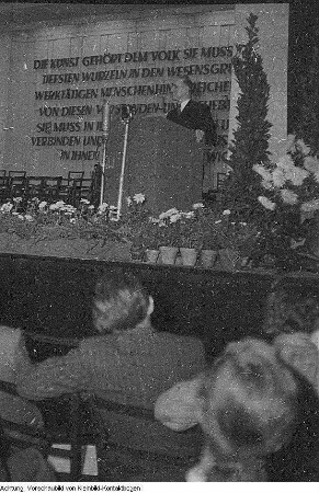 Dresden. Hochschule für Musik "Carl Maria von Weber", u.a. Gebäude der Hochschule, Unterricht, Porträt Carl Maria von Weber, Dezember 1953