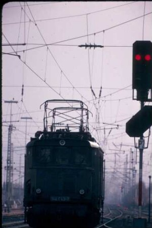 Lauda Lok 144 043 Lz Ausfahrsignal