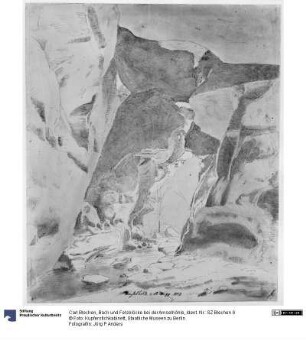 Bach und Felsblöcke bei der Amselhöhle
