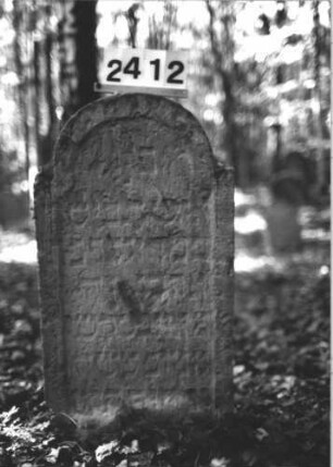Grabstein 2412