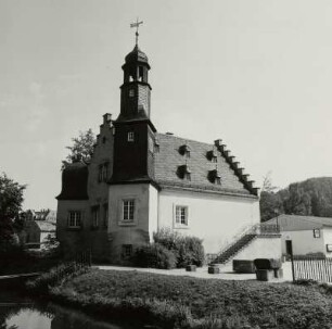 Rodewisch-Obergöltzsch. Ehemaliges Rittergut. Schlösschen (16. Jahrhundert, Restaurierung 1938/1960). Ansicht von Südwest