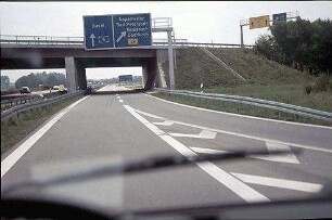 Ausfahrt aus Kreisel Nordwest (Appenweiher Richtung Basel) zu Nebenfahrbahn West (Karlsruhe Richtung Basel)