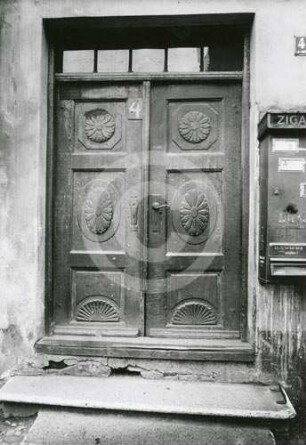 Haustür am Bürgerhaus Burgstraße 4 in Elbing