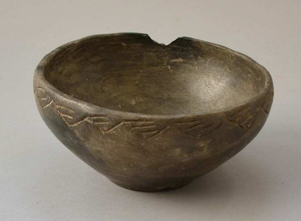 Clay bowl