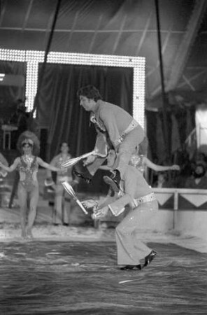 Gastspiel des Circus Carl Althoff auf dem Karlsruher Messplatz