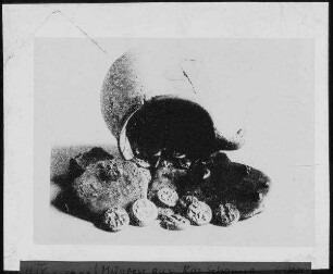 Münzen aus Ras Schamra. 6. Jh. [Ras esch-schamra]