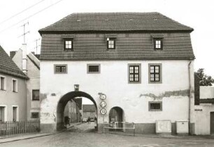 Belgern, Oschatzer Straße 11. Oschatzer Tor (1805)