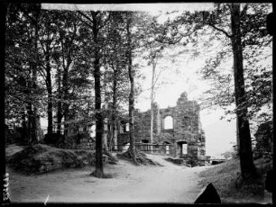 Oybin: Vorhof der Ruine