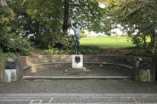 Denkmal für den Dichter Gottfried Schwab (gest. 1903)