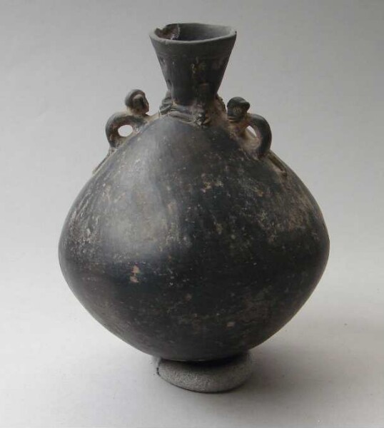 Clay vessel