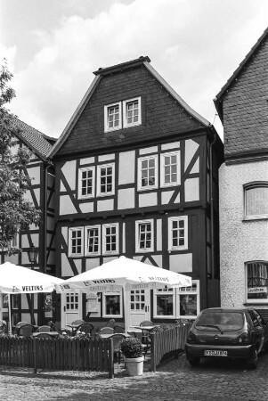 Wohn- und Geschäftshaus (Wohn- und Geschäftshaus, Fachwerk); Frankenberg, Obermarkt 16