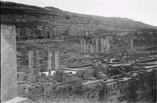 Reisefotos Libyen. Kyrene, antike griechische Stadt. Teilansicht von erhöhtem Standpunkt aus