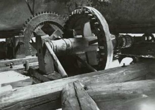 Deutschland. Windmühle, Inneres, Verstellanlage im Kopf der Mühle