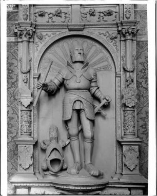 Baden-Baden Stiftskirche Mittlerer Teil der Epitaph Bernhard III. von Baden