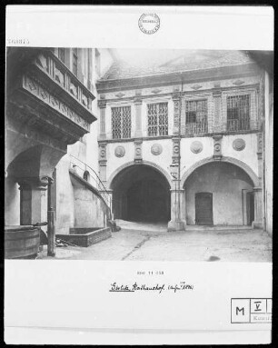 Rathaus Innenhof Arkade