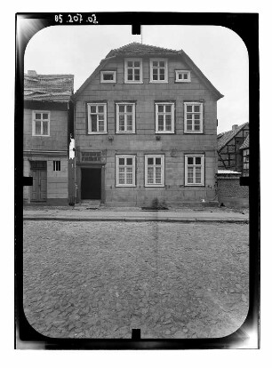Perleberg, Kirchplatz, 3. Wohnhaus. Straßenfront