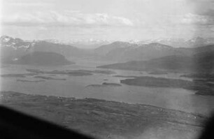 Fjord : Luftbildaufnahme eines Fjords