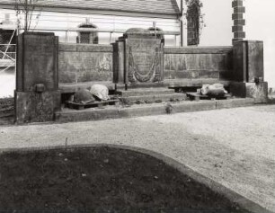 Denkmal für die Gefallenen des 1. Weltkrieges : Denkmal für die Gefallenen des 1. Weltkrieges. Sandstein (nach 1918). Schipkau-Klettwitz, Kostebrauer Straße