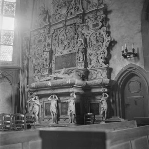 Grabmal für Georg III. von Erbach