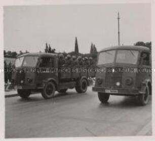 Wehrmachtssoldaten, Siegesparade in Athen