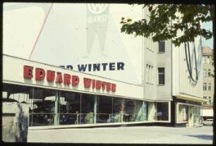 Schaufenster des VW-Porsche-Haus