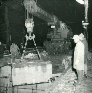 Straßenunterführung, 1966-1967