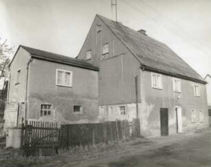 Dörnthal (Pfaffroda-Dörnthal), Hauptstraße 93. Wohnstallhaus (Hof Nr. 56). Straßenansicht von Südwest