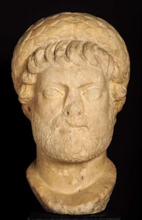 Bildnis eines Priesters oder des Kaisers Diocletian (?)