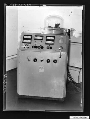 Gerät, Vorderseite, Foto 1974