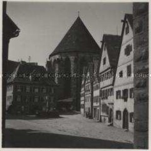 Dinkelsbühl, Altrathausplatz, Chorseite der Kirche St. Georg