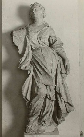 Allegorische Figur von einem Grabmal des Johannisfriedhofs